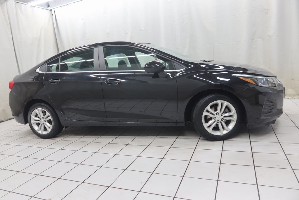 Used 2019 Chevrolet Cruze LT Sedan