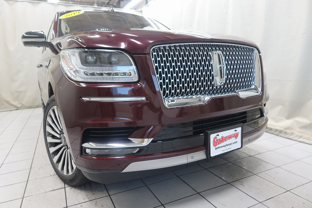 Used 2019 Lincoln Navigator Reserve with VIN 5LMJJ2LT4KEL02408 for sale in Fargo, ND