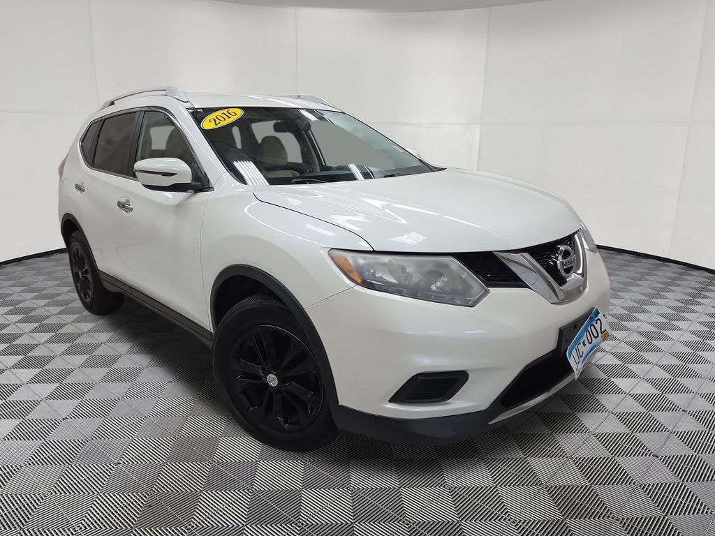 Used 2016 Nissan Rogue SV SUV