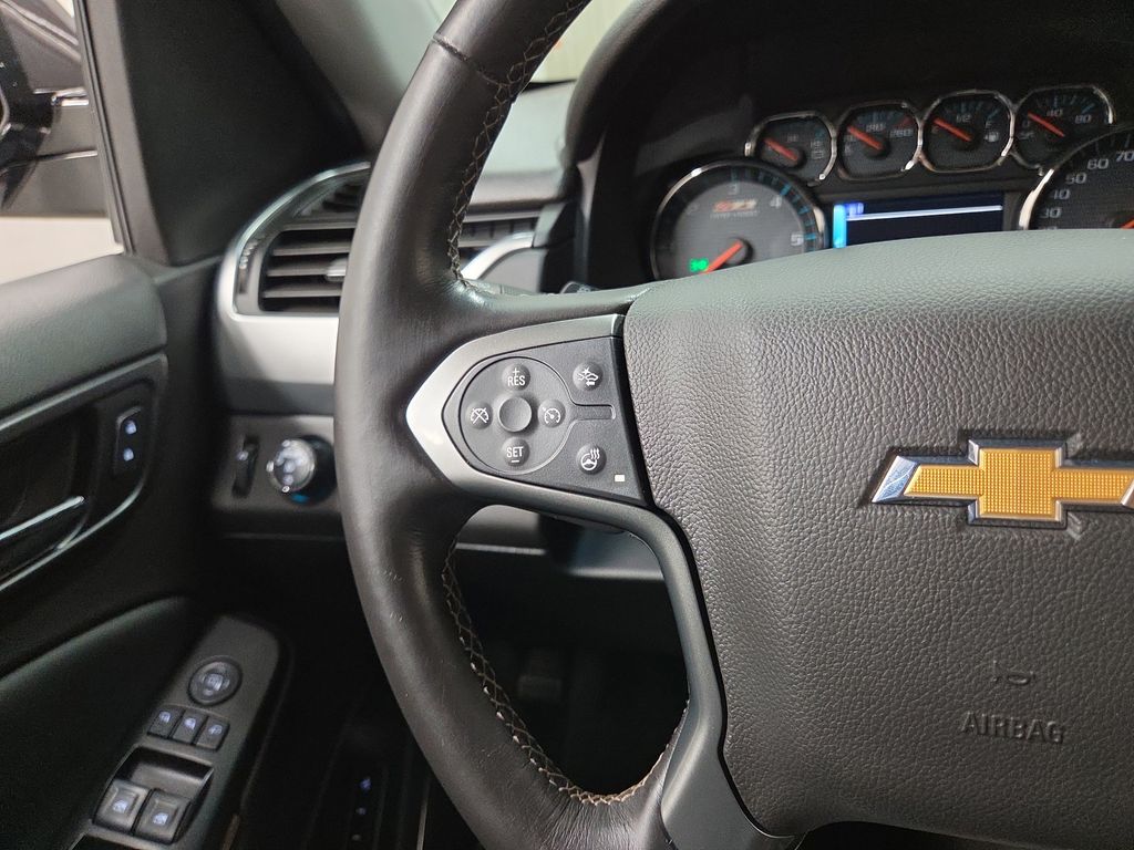 2016 Chevrolet Suburban LT - Photo 20