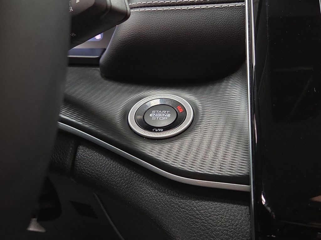 2024 Jeep Grand Cherokee Laredo - Photo 17