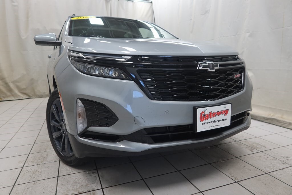 2024 Chevrolet Equinox RS photo 2