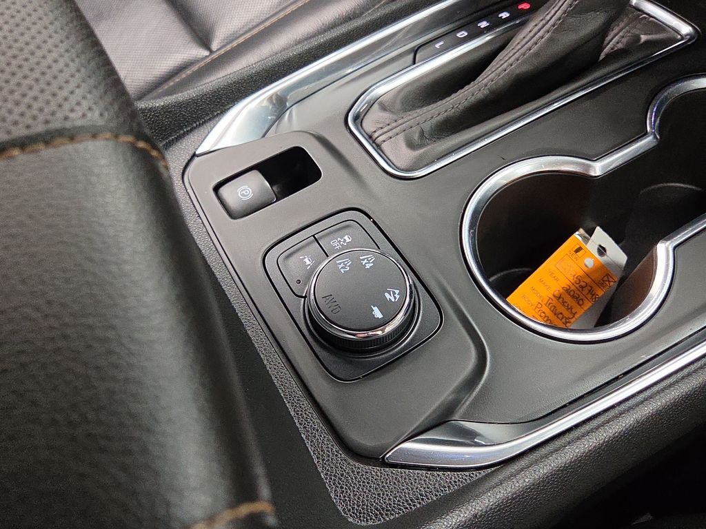 2020 Chevrolet Traverse Premier - Photo 17