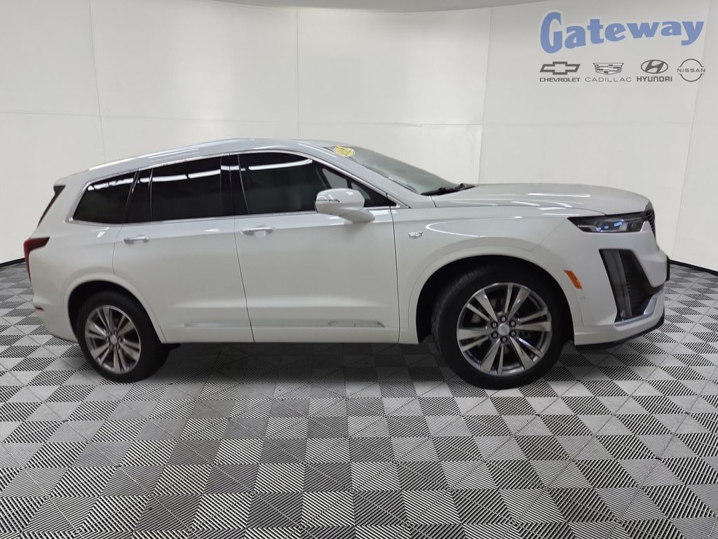 2022 Cadillac XT6 Premium Luxury Auto 4WD's photo