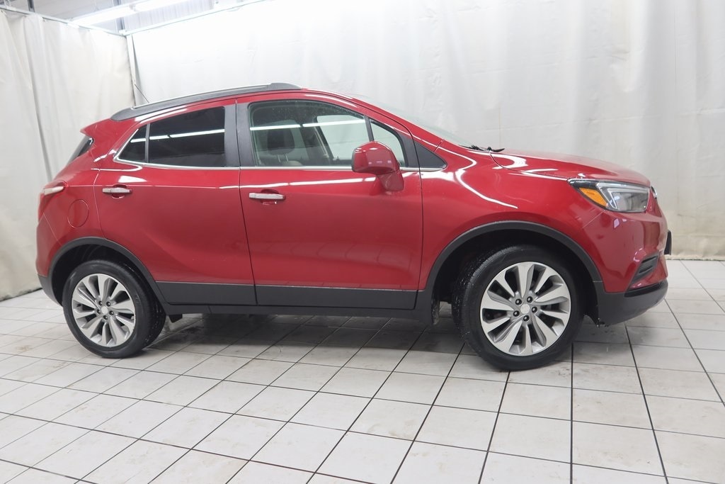 2020 Buick Encore Preferred's photo