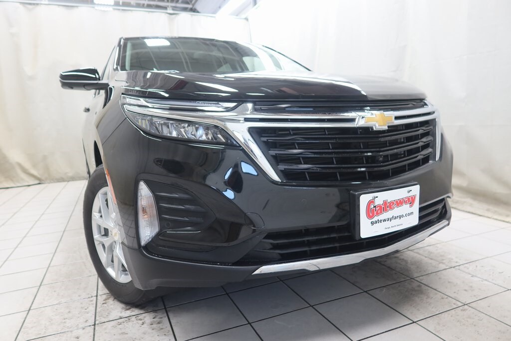 Used 2022 Chevrolet Equinox LT with VIN 3GNAXUEV4NL236969 for sale in Fargo, ND