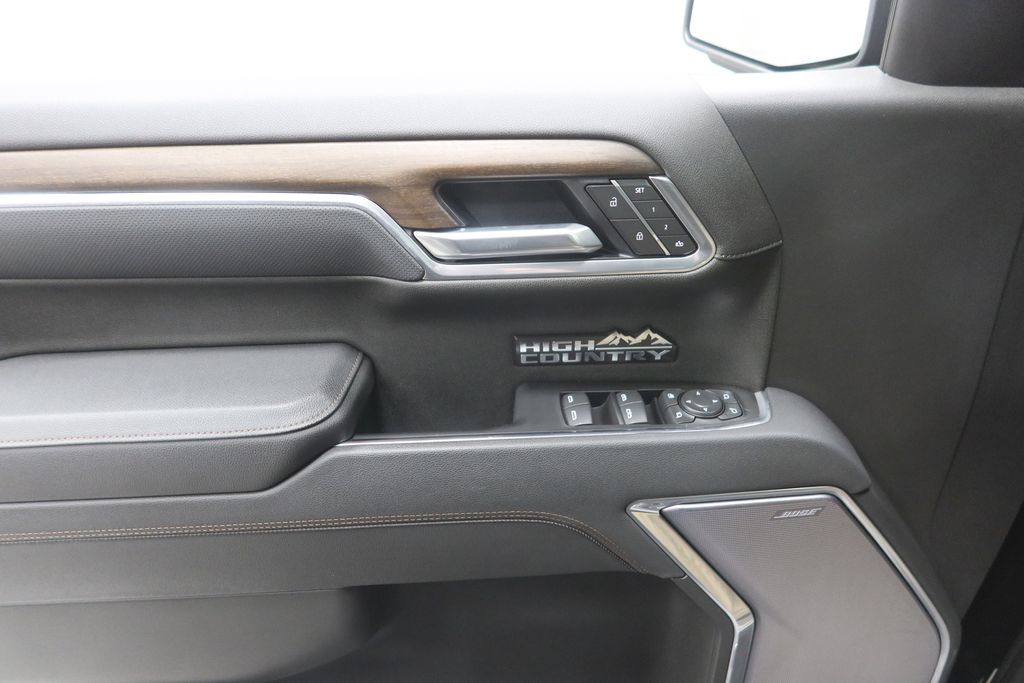 2025 Chevrolet Silverado 1500 High Country - Photo 24