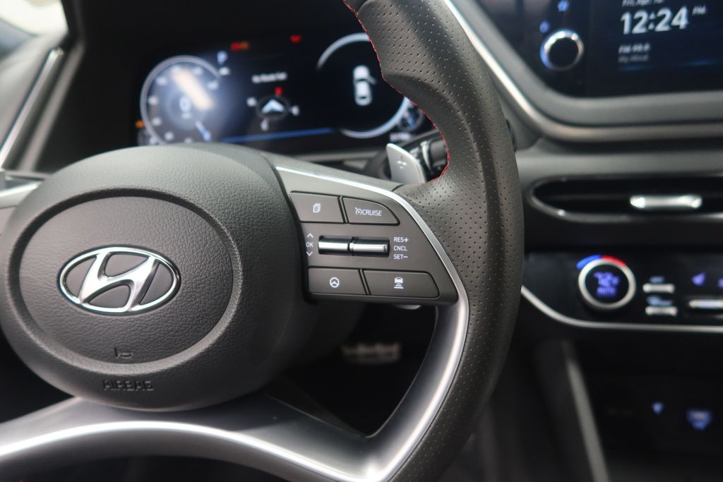 2023 Hyundai Sonata SEL Plus - Photo 20