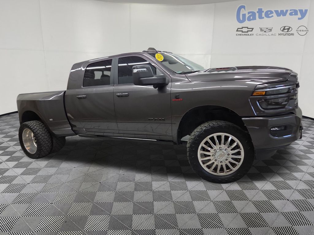 2025 RAM Ram 3500 Pickup Laramie - Photo 1