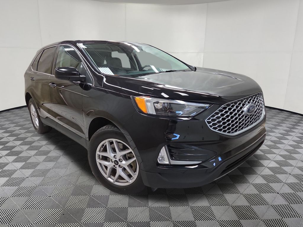 2023 Ford Edge SEL - Photo 3