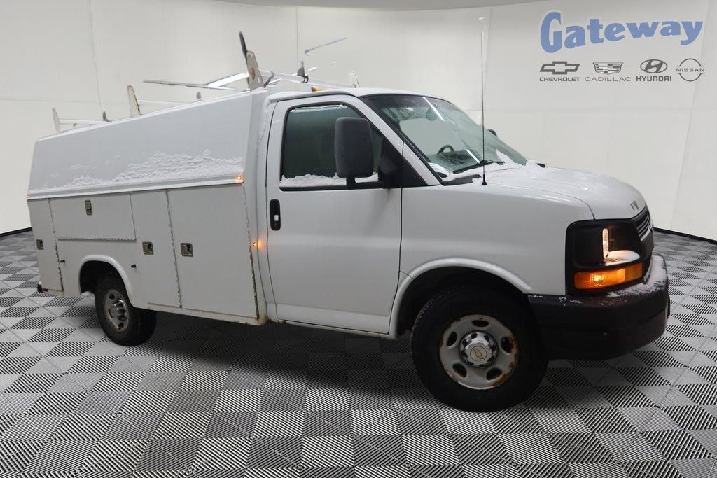 2012 Chevrolet Express's photo