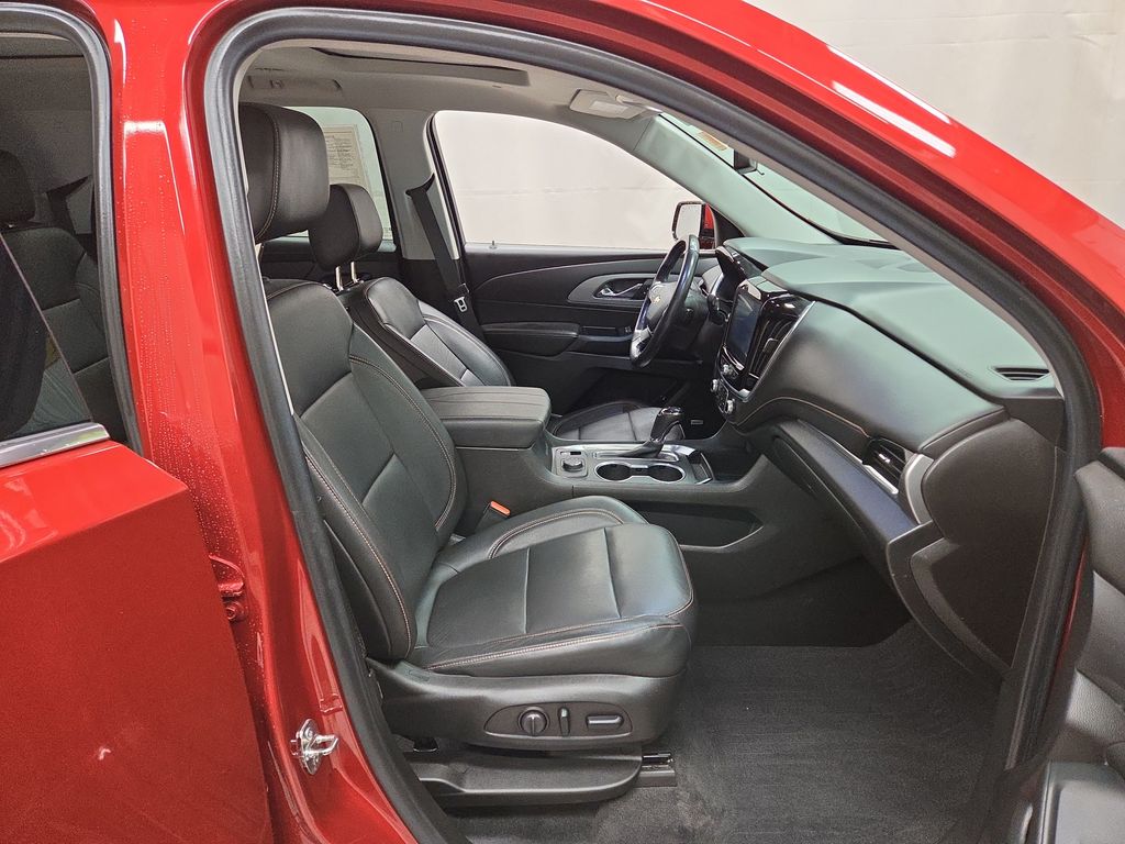 2019 Chevrolet Traverse 3LT - Photo 11