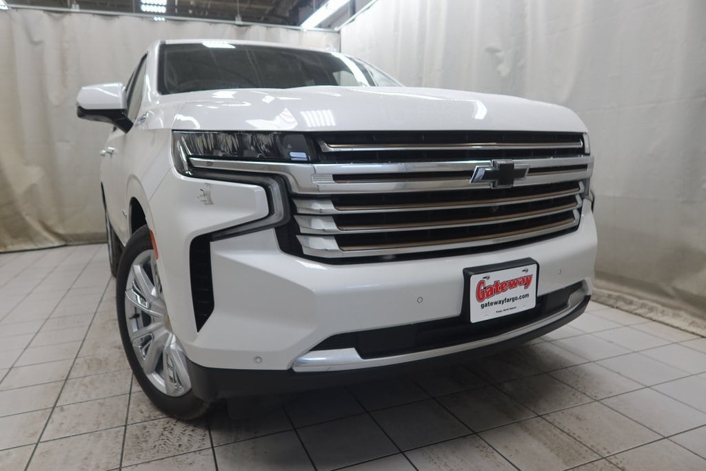 Used 2022 Chevrolet Tahoe High Country with VIN 1GNSKTKL4NR237483 for sale in Fargo, ND