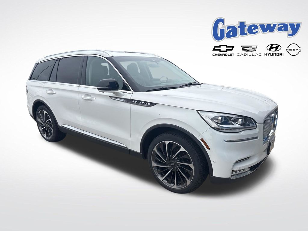 2020 Lincoln Aviator Reserve AWD's photo