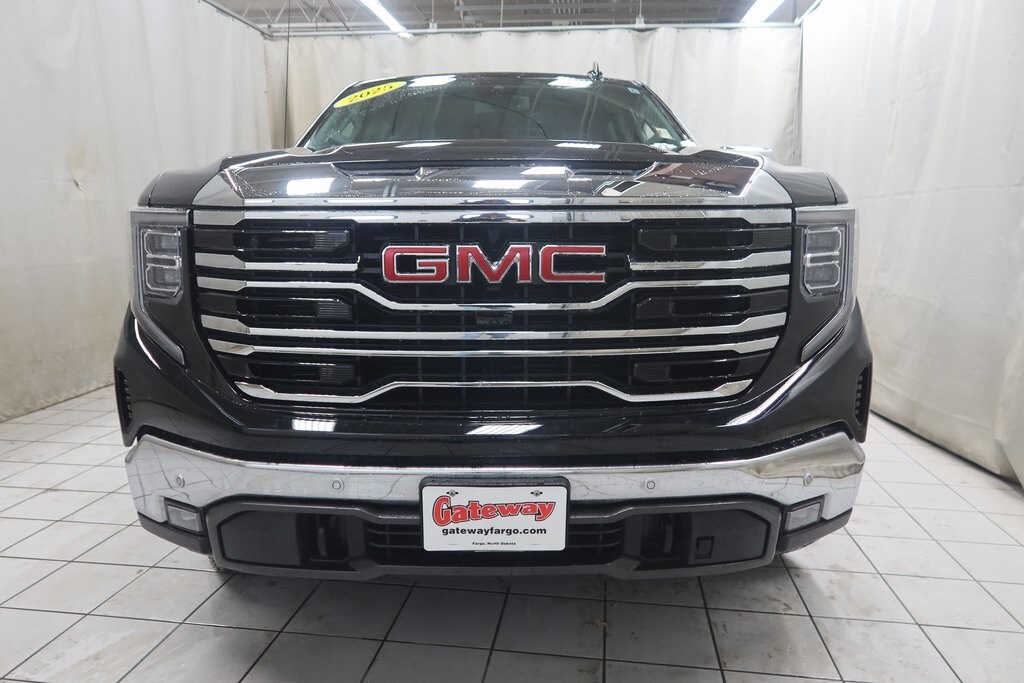 Used 2025 GMC Sierra 1500 SLT Truck Crew Cab