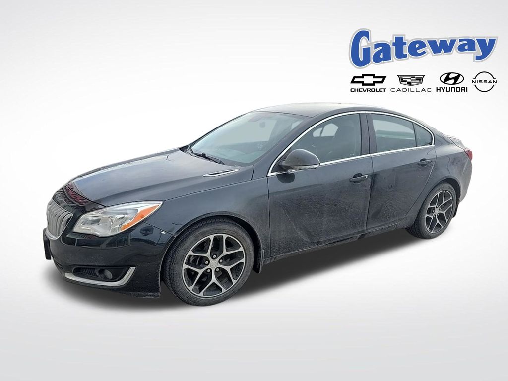 2016 Buick Regal Sport Touring's photo