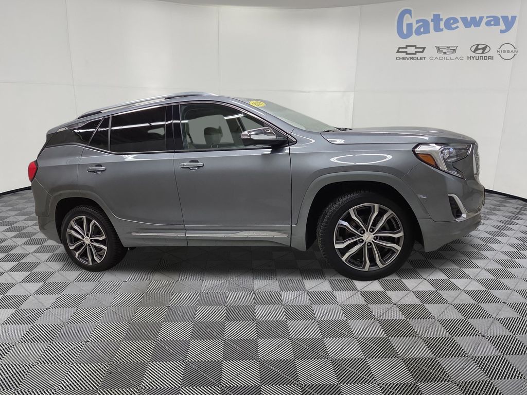 2018 GMC Terrain Denali AWD's photo