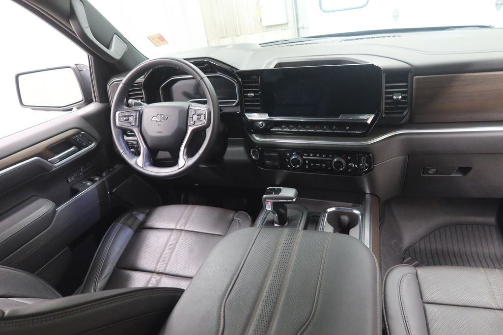 2025 Chevrolet Silverado 1500 High Country - Photo 15
