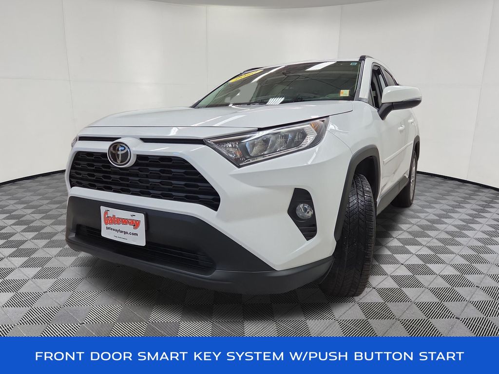 2020 Toyota RAV4 XLE Premium - Photo 7