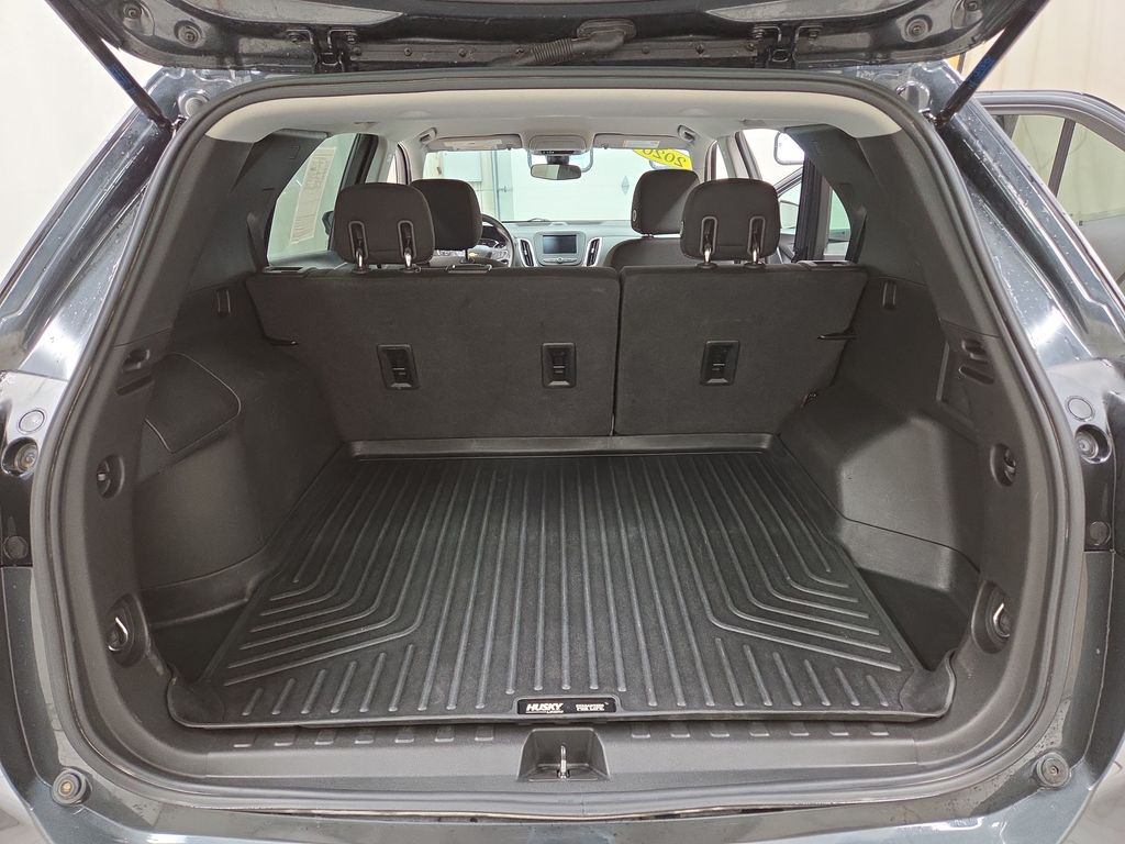 2020 Chevrolet Equinox LT - Photo 9