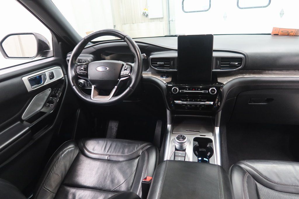 2021 Ford Explorer Platinum - Photo 13