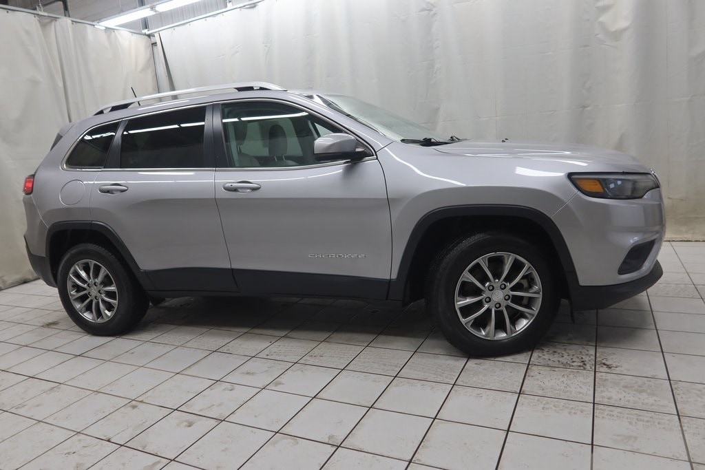 2021 Jeep Cherokee Latitude Lux's photo