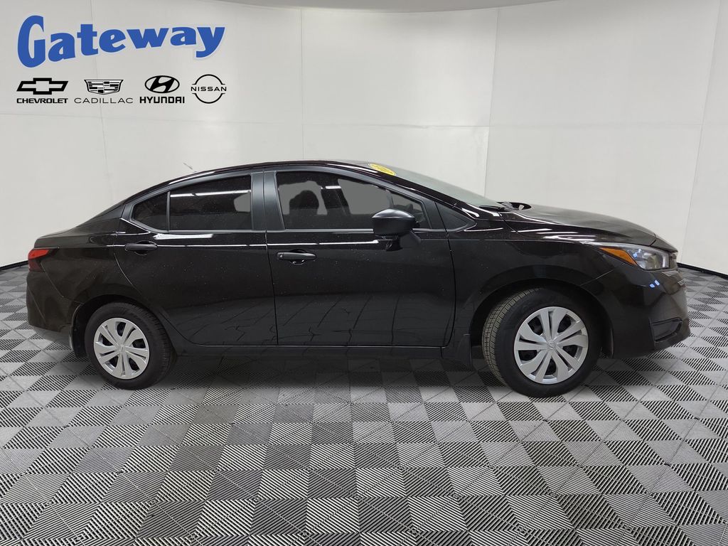 2025 Nissan Versa Sedan