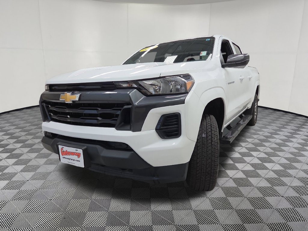 2025 Chevrolet Colorado LT - Photo 7
