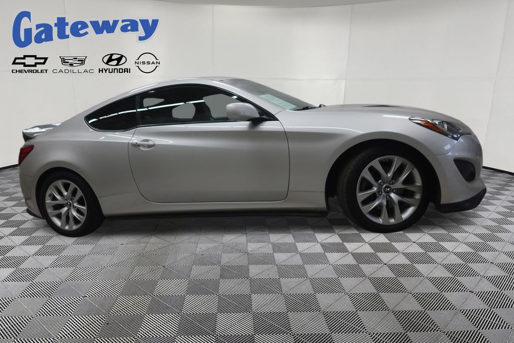 2013 Hyundai Genesis Coupe Premium