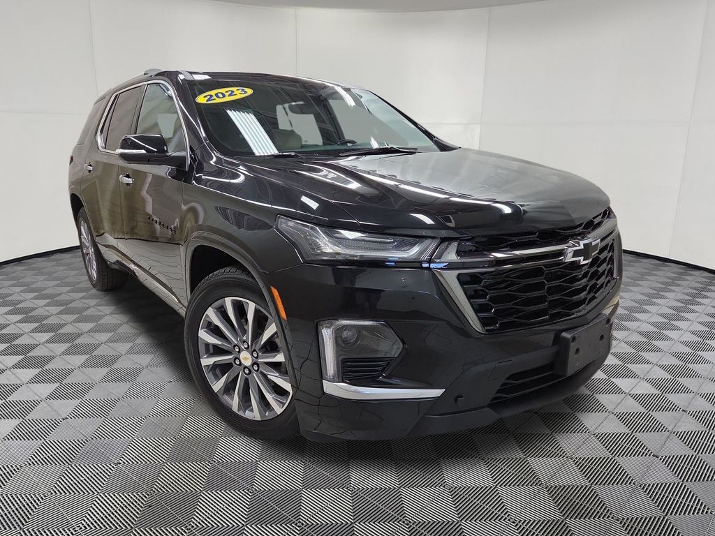 Used 2023 Chevrolet Traverse Premier SUV