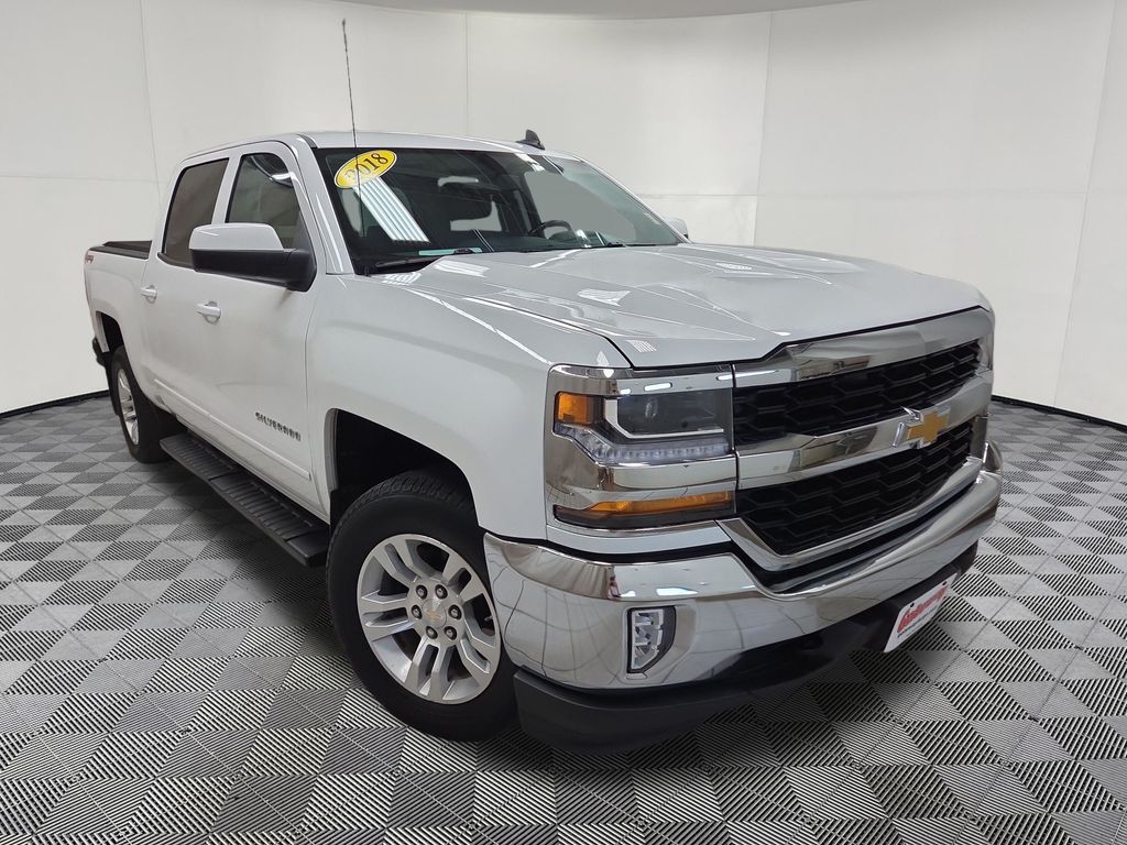 2018 Chevrolet Silverado 1500 LT - Photo 3