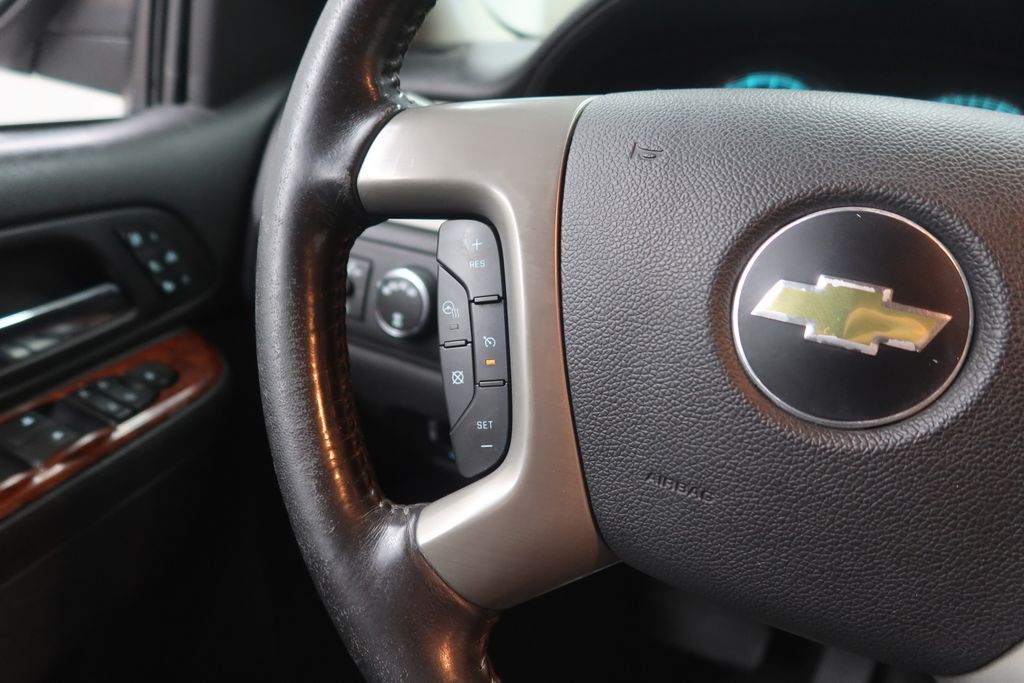 2013 Chevrolet Avalanche LTZ - Photo 19