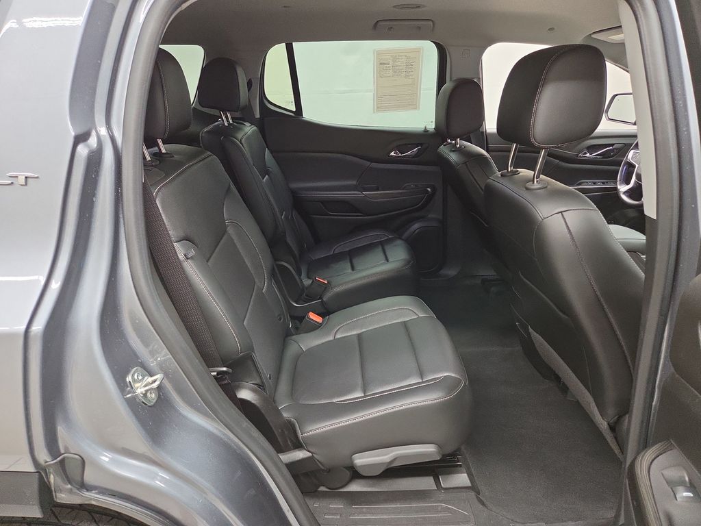 2020 GMC Acadia SLT - Photo 10