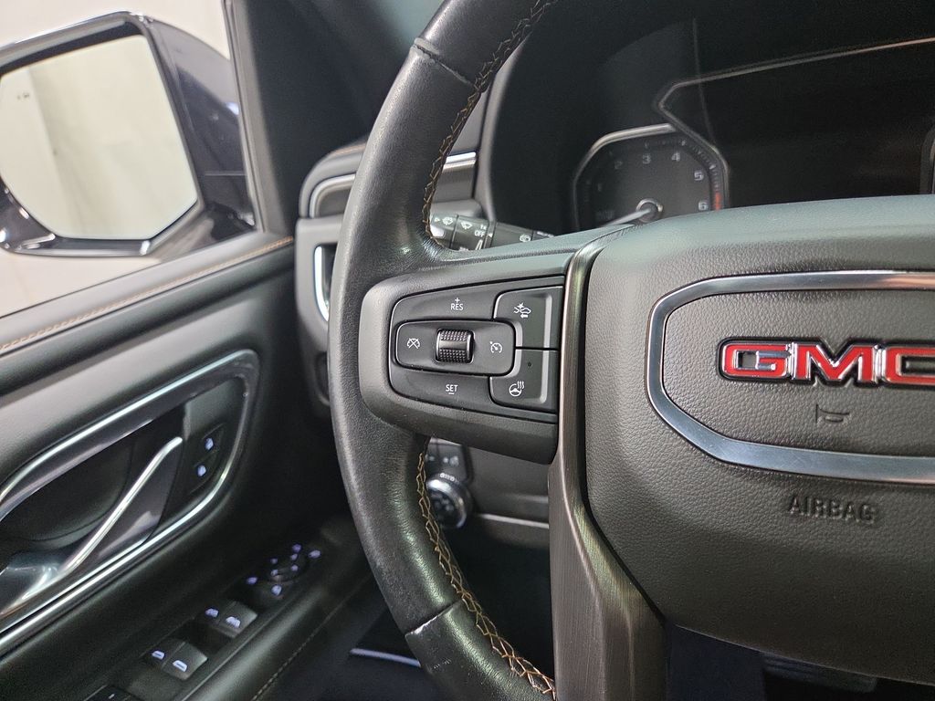 2021 GMC Yukon XL AT4 - Photo 18