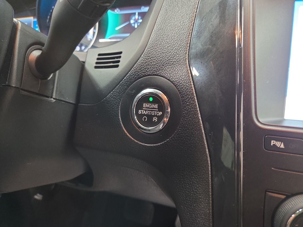 2018 Ford Explorer XLT - Photo 17
