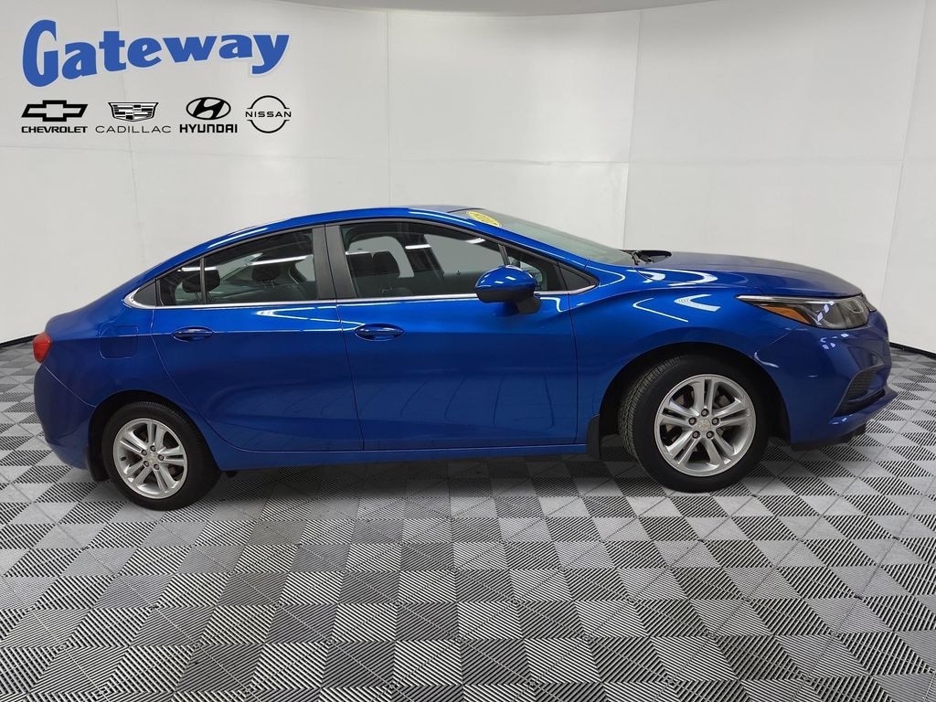 Used 2018 Chevrolet Cruze LT Sedan
