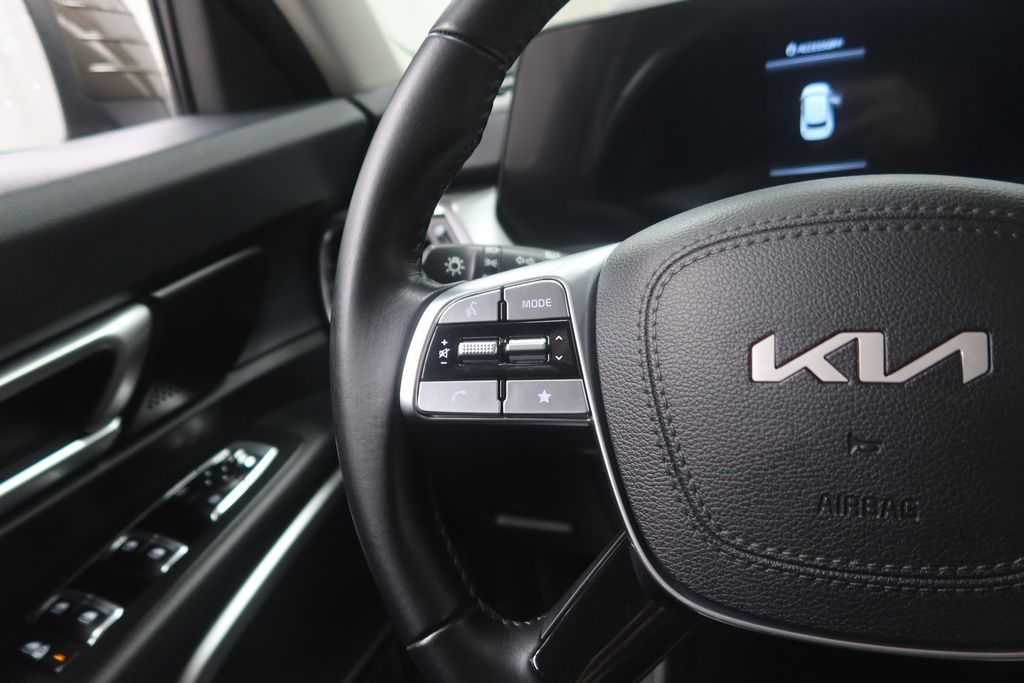 2025 Kia Telluride S - Photo 23
