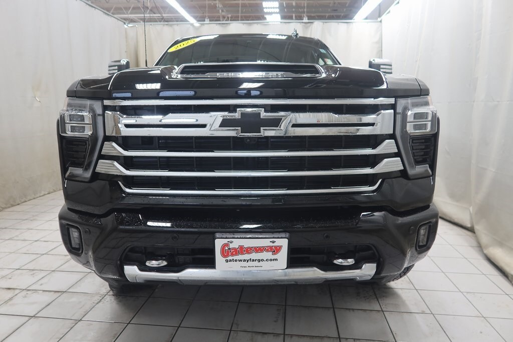 Used 2025 Chevrolet Silverado 2500 HD High Country Truck Crew Cab
