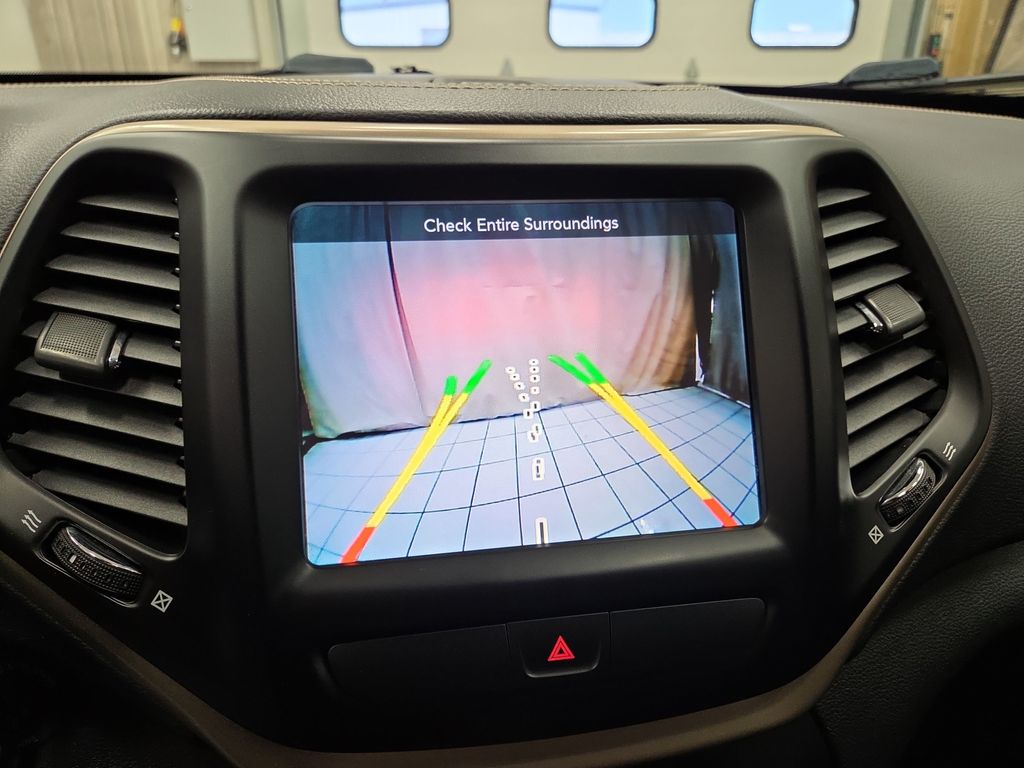 2015 Jeep Cherokee Latitude - Photo 14