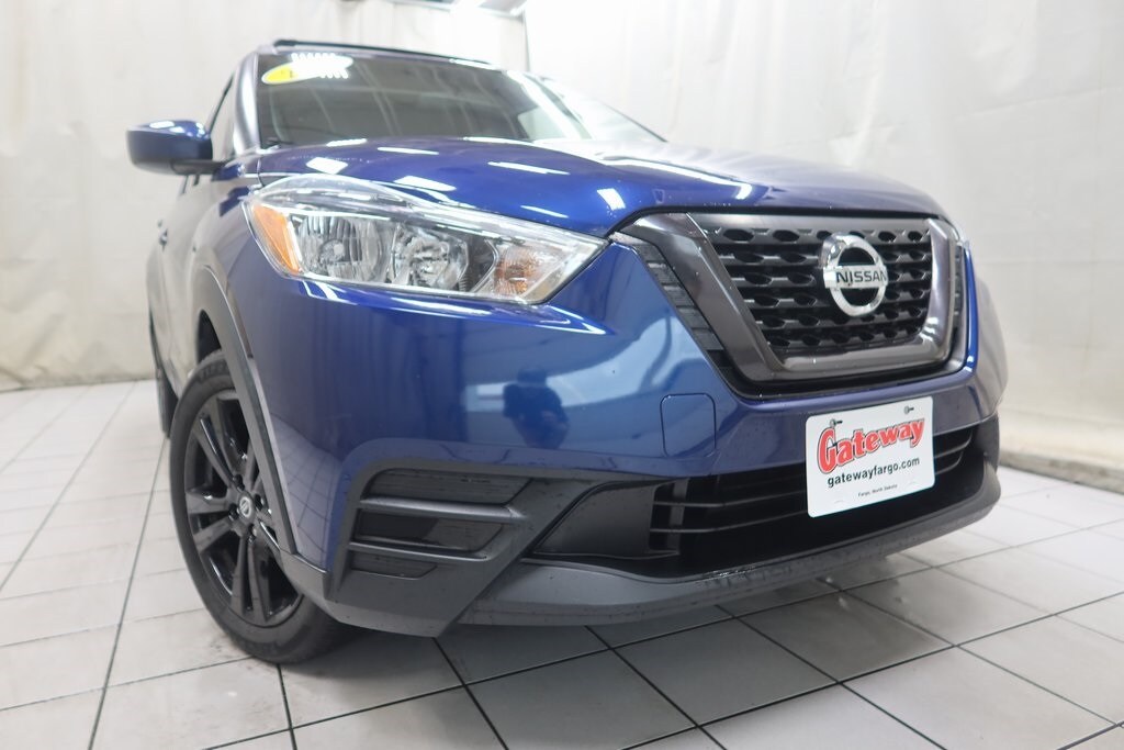 Used 2019 Nissan Kicks SV with VIN 3N1CP5CU9KL523613 for sale in Fargo, ND