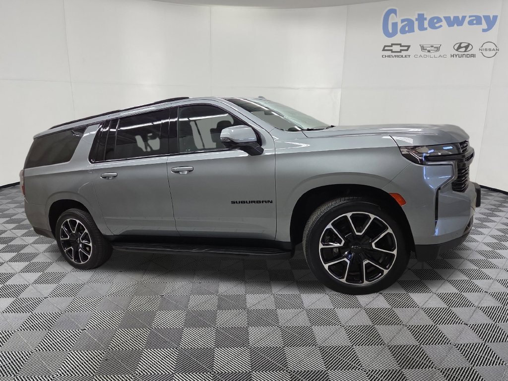 2024 Chevrolet Suburban RST