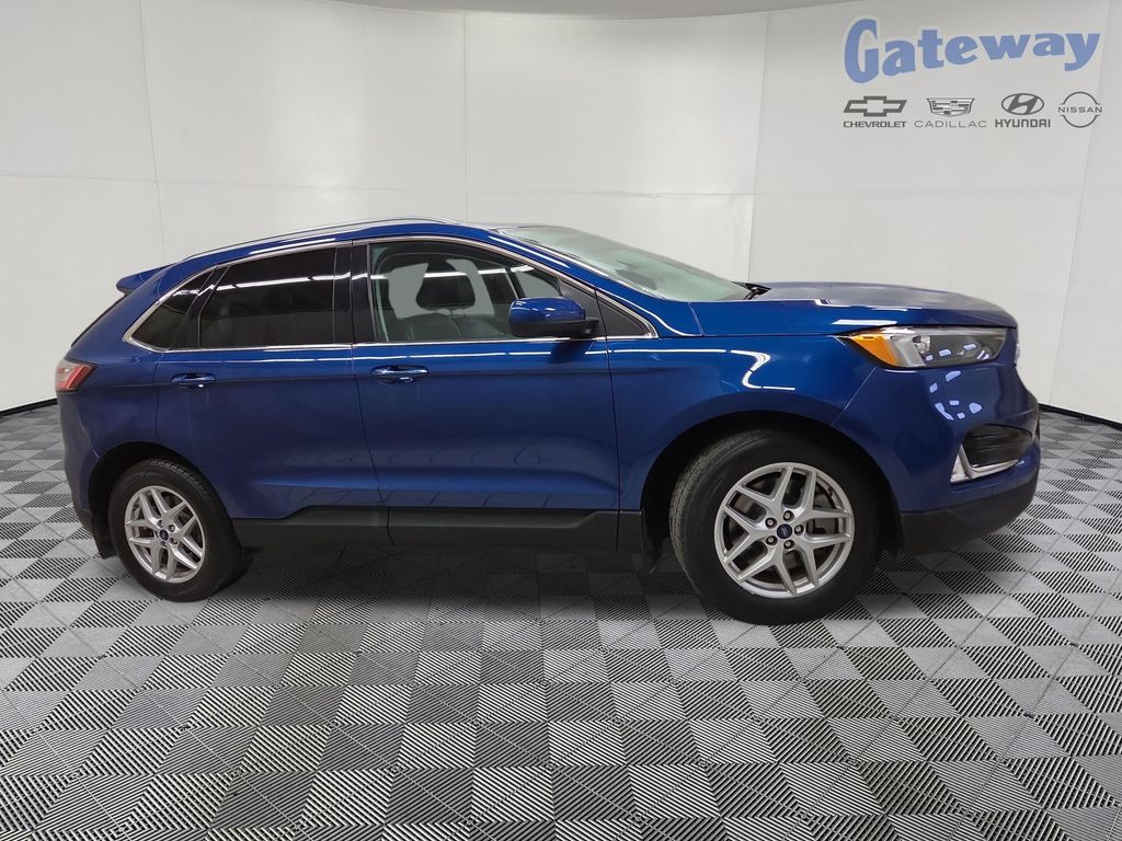 2022 Ford Edge SEL AWD's photo