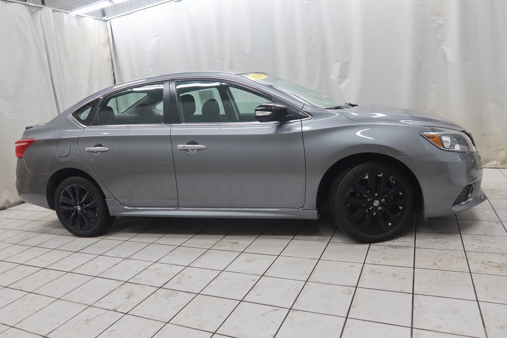 2018 Nissan Sentra SR's photo