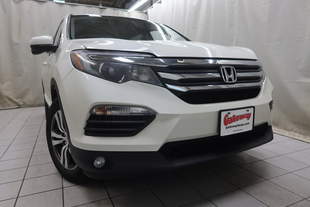 Used 2017 Honda Pilot EX-L with VIN 5FNYF6H51HB045224 for sale in Fargo, ND