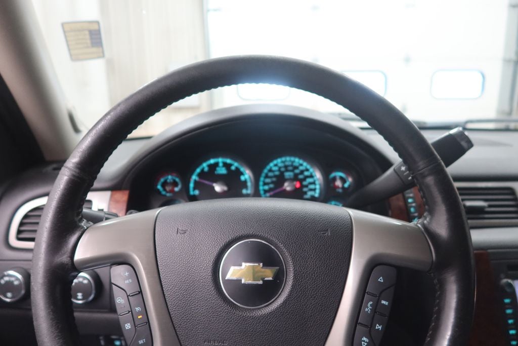 2013 Chevrolet Avalanche LTZ - Photo 17