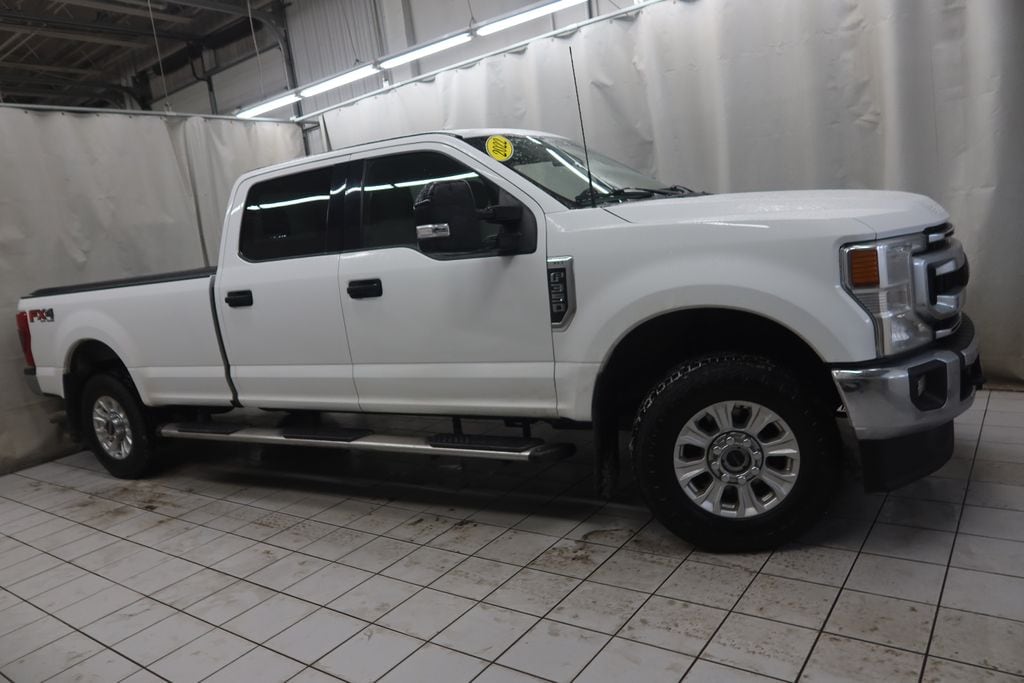 2022 Ford F-350 Super Duty XLT