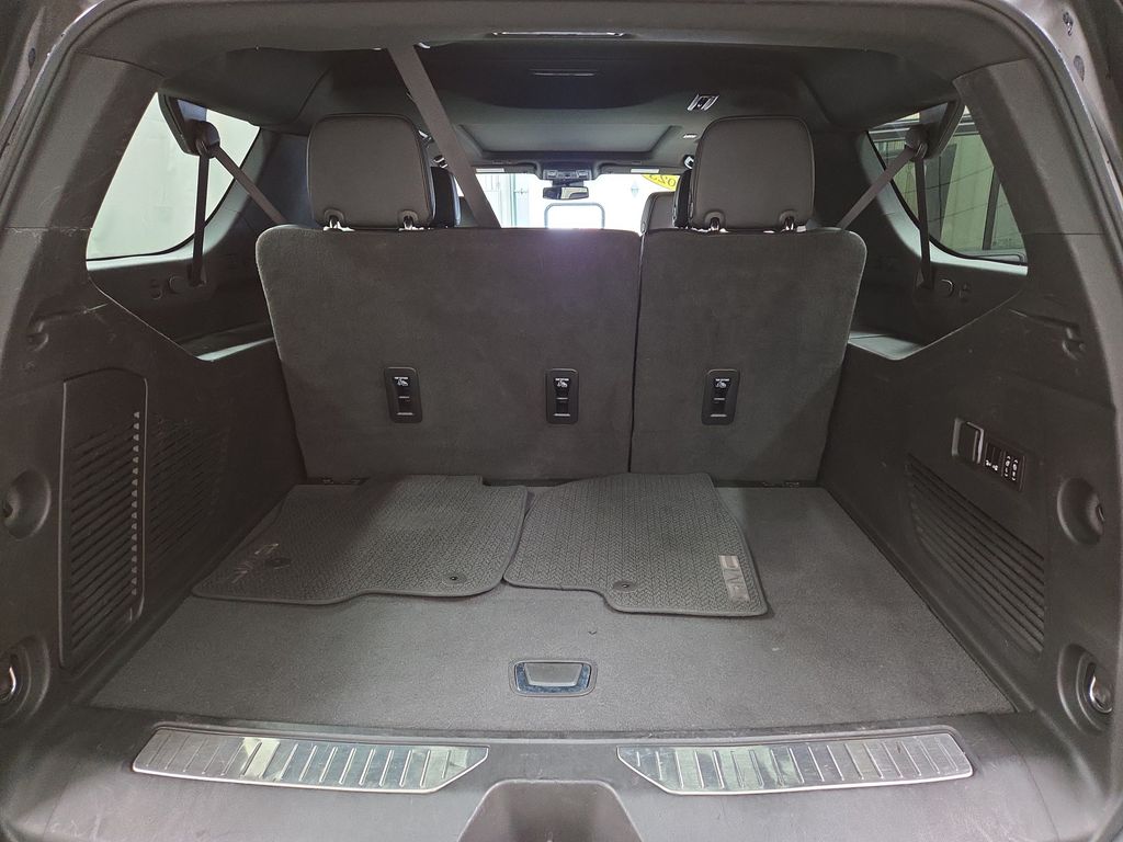2023 GMC Yukon XL Denali - Photo 9