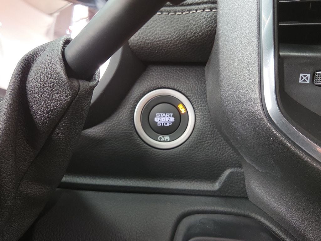 2025 RAM Ram 3500 Pickup Laramie - Photo 16