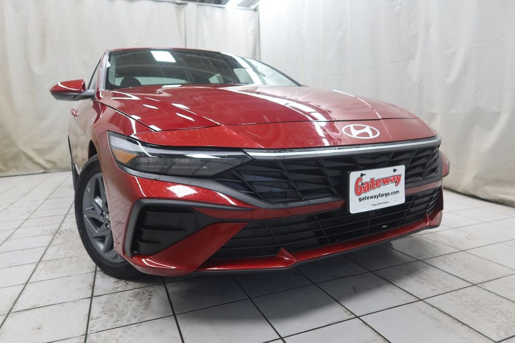 Used 2024 Hyundai Elantra Hybrid Blue Sedan