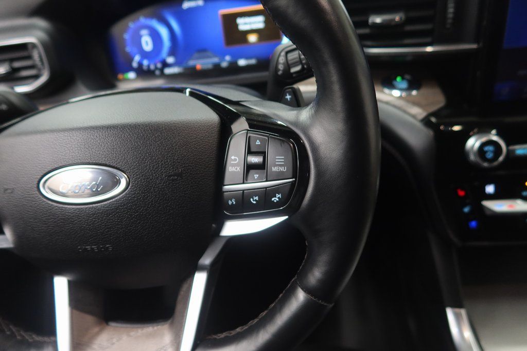 2021 Ford Explorer Platinum - Photo 18